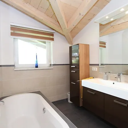 Chalet Rossberg B Chalet Neukirchen am Großvenediger